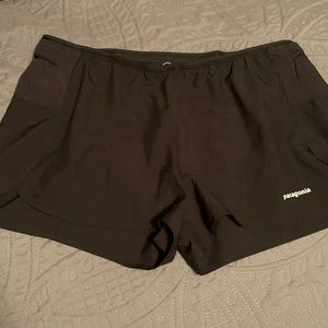 Patagonia XL Barely Baggies EUC